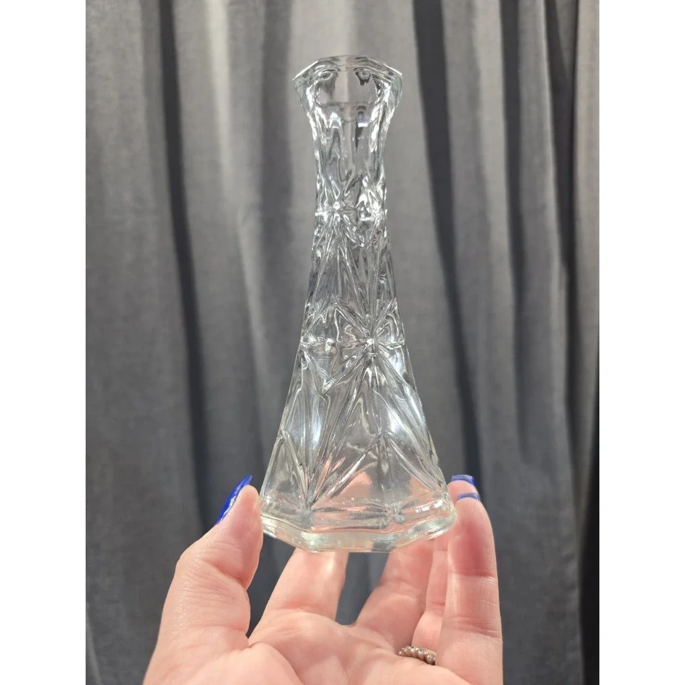 Vintage MCM Hoosier 4063-B Clear Cut Glass Small Bud Vase Starburst Pattern 6